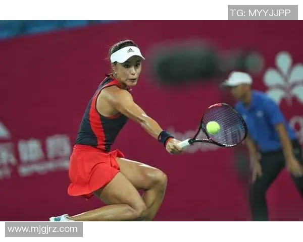 李伟网球生涯回顾与展望:从青涩少年到职业选手的心路历程 李伟网球生涯回顾与展望:从青涩少年到职业选手的心路历程