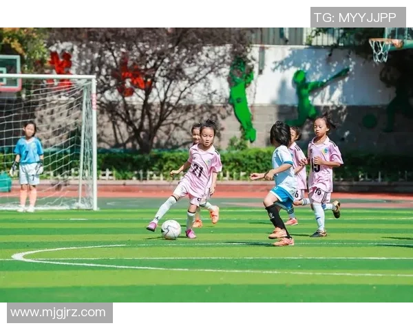 贵州足球之星闪耀绿茵场揭秘他们的成长与成就之路 贵州足球之星闪耀绿茵场揭秘他们的成长与成就之路